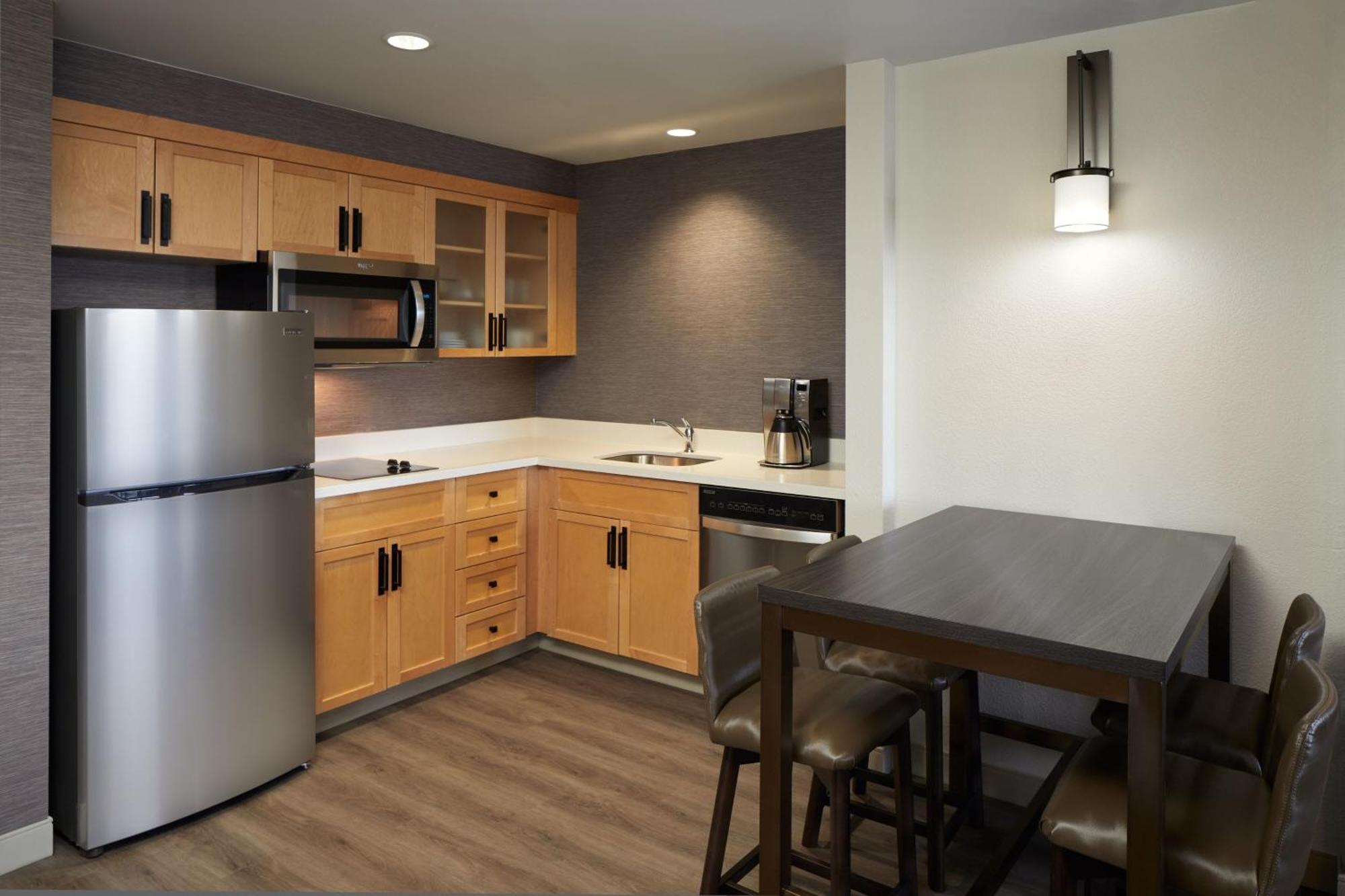 Residence Inn By Marriott Montreal Airport Dorval Zewnętrze zdjęcie