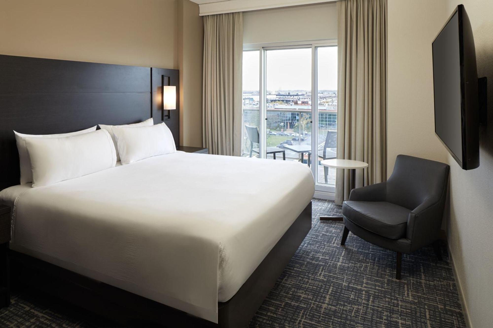 Residence Inn By Marriott Montreal Airport Dorval Zewnętrze zdjęcie