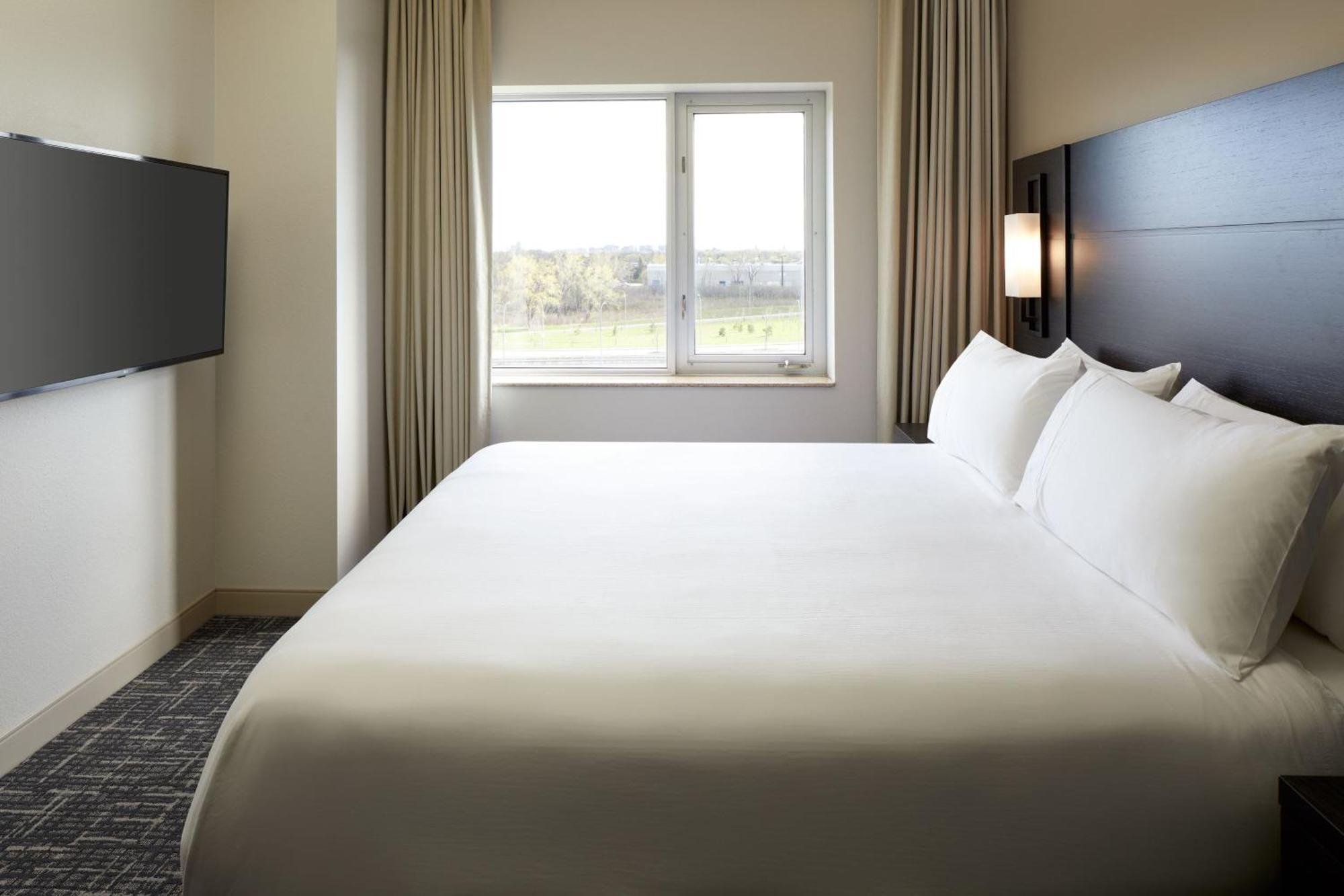 Residence Inn By Marriott Montreal Airport Dorval Zewnętrze zdjęcie