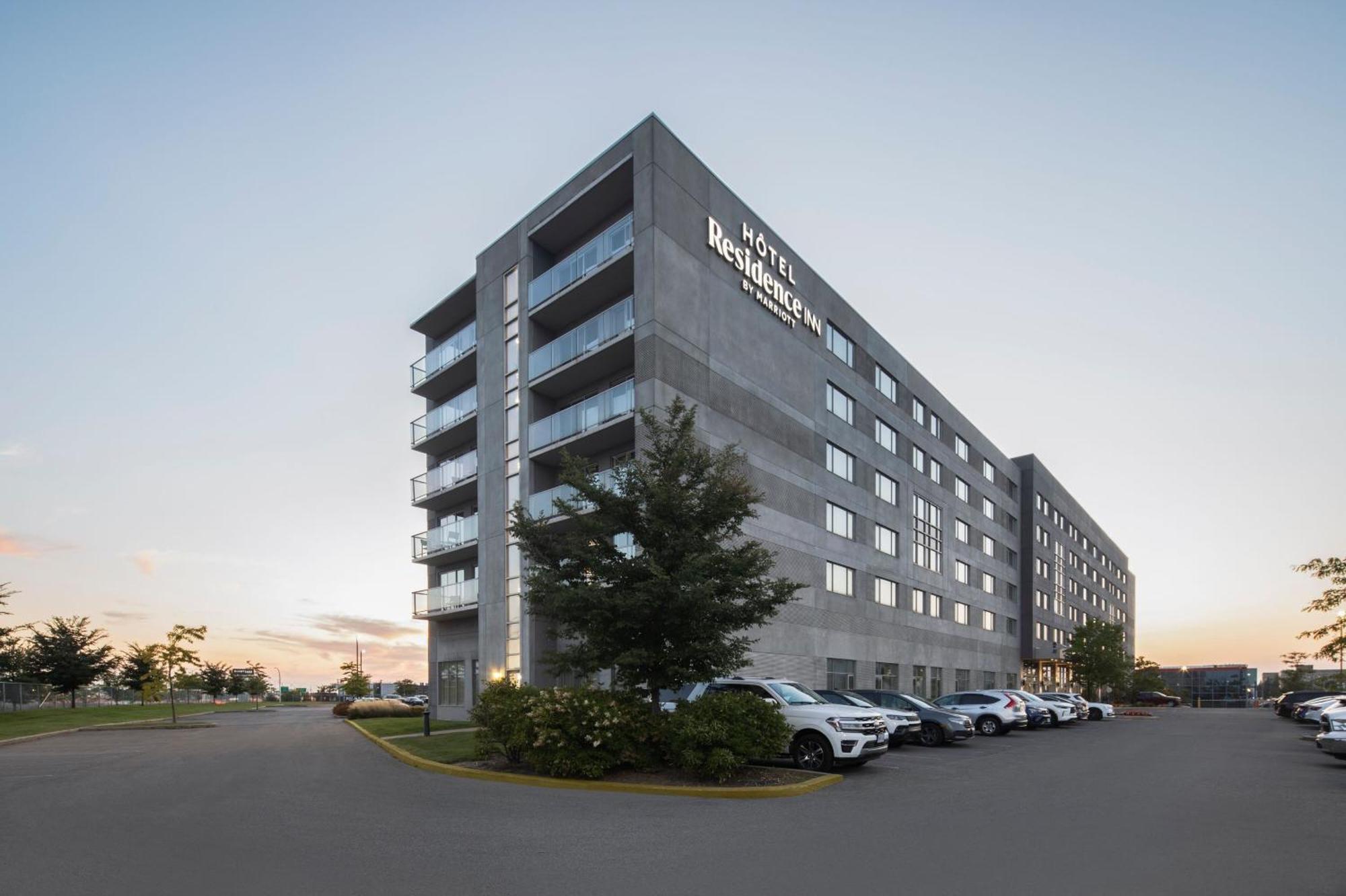 Residence Inn By Marriott Montreal Airport Dorval Zewnętrze zdjęcie