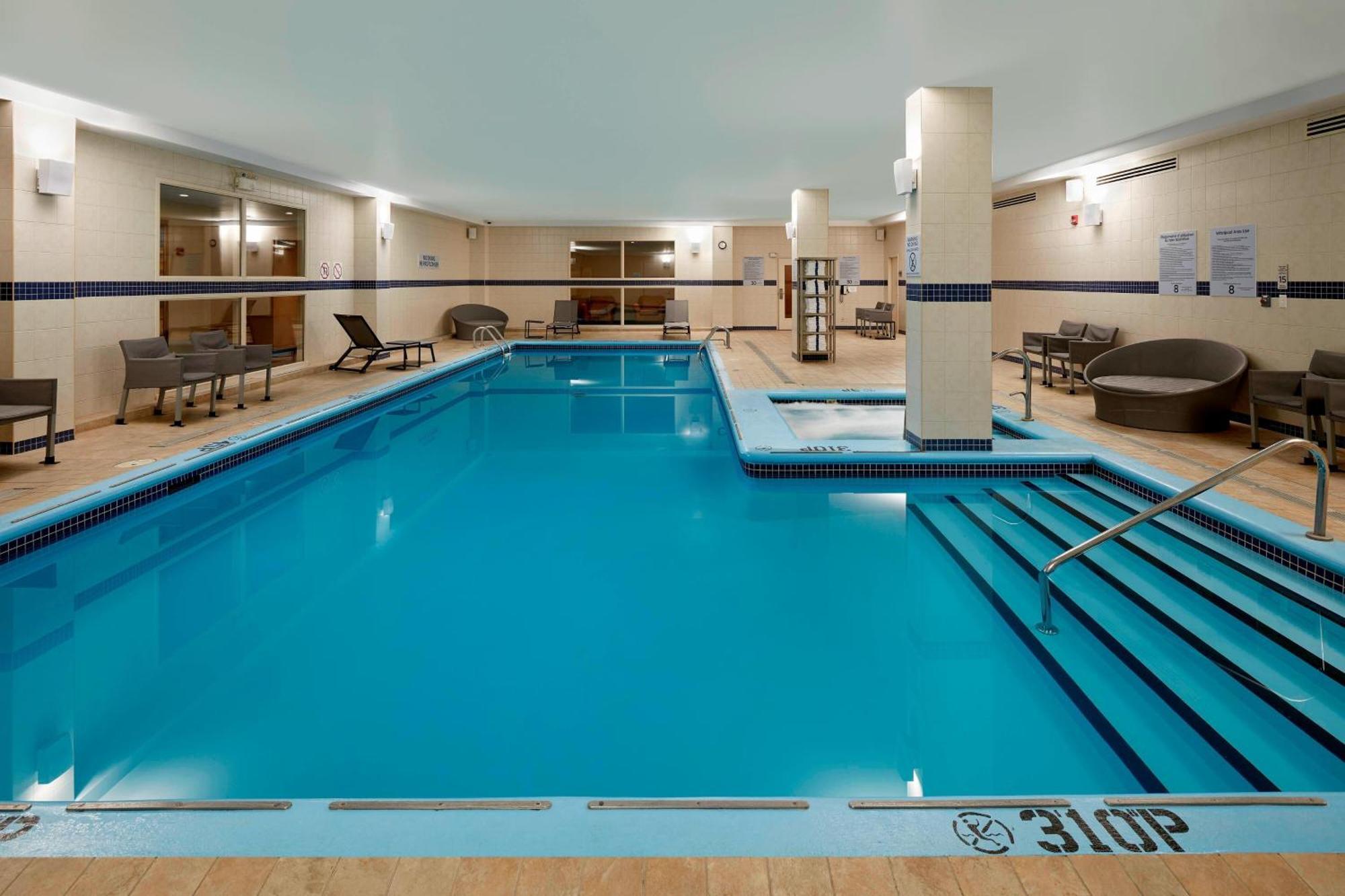 Residence Inn By Marriott Montreal Airport Dorval Zewnętrze zdjęcie