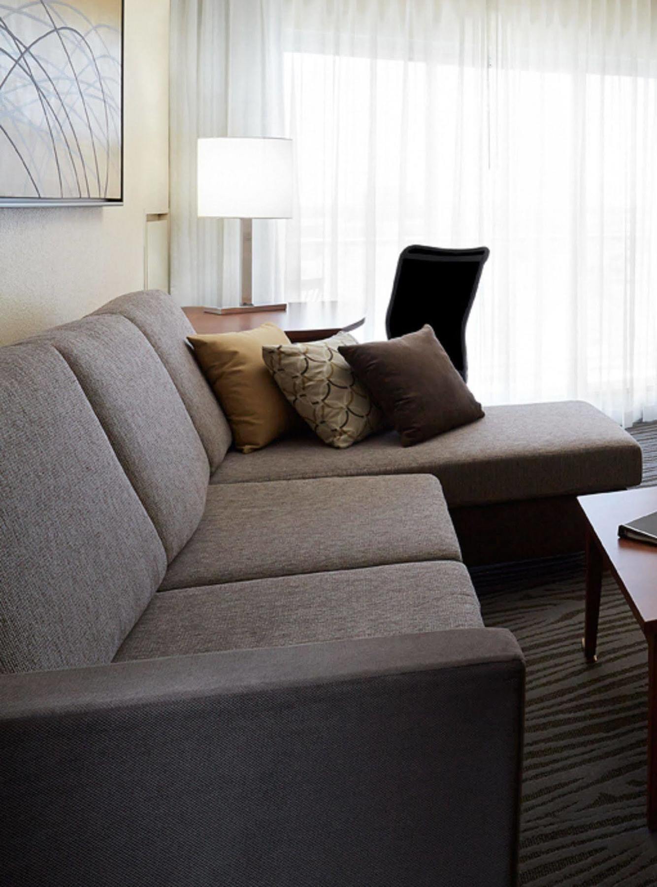 Residence Inn By Marriott Montreal Airport Dorval Zewnętrze zdjęcie